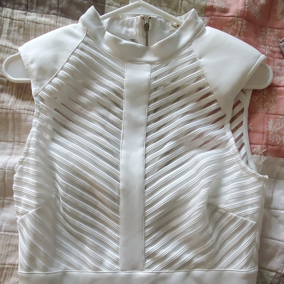 Short white high neck dress - Picture 3 of 4